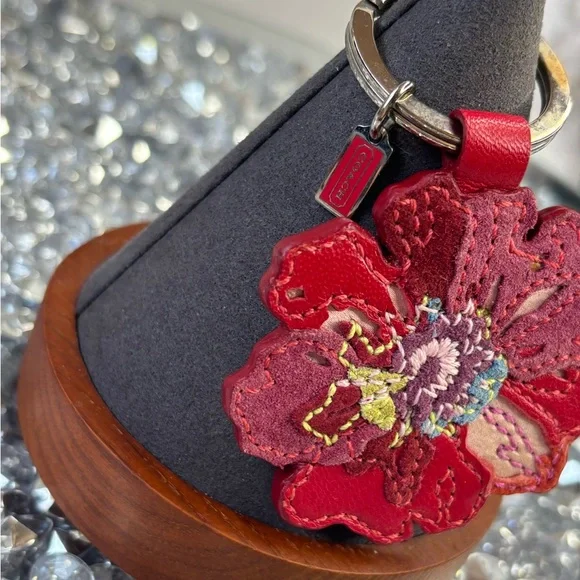 Coach RARE vintage poppy flower APPLIQUÉ key chain EUC - Picture 8 of 11
